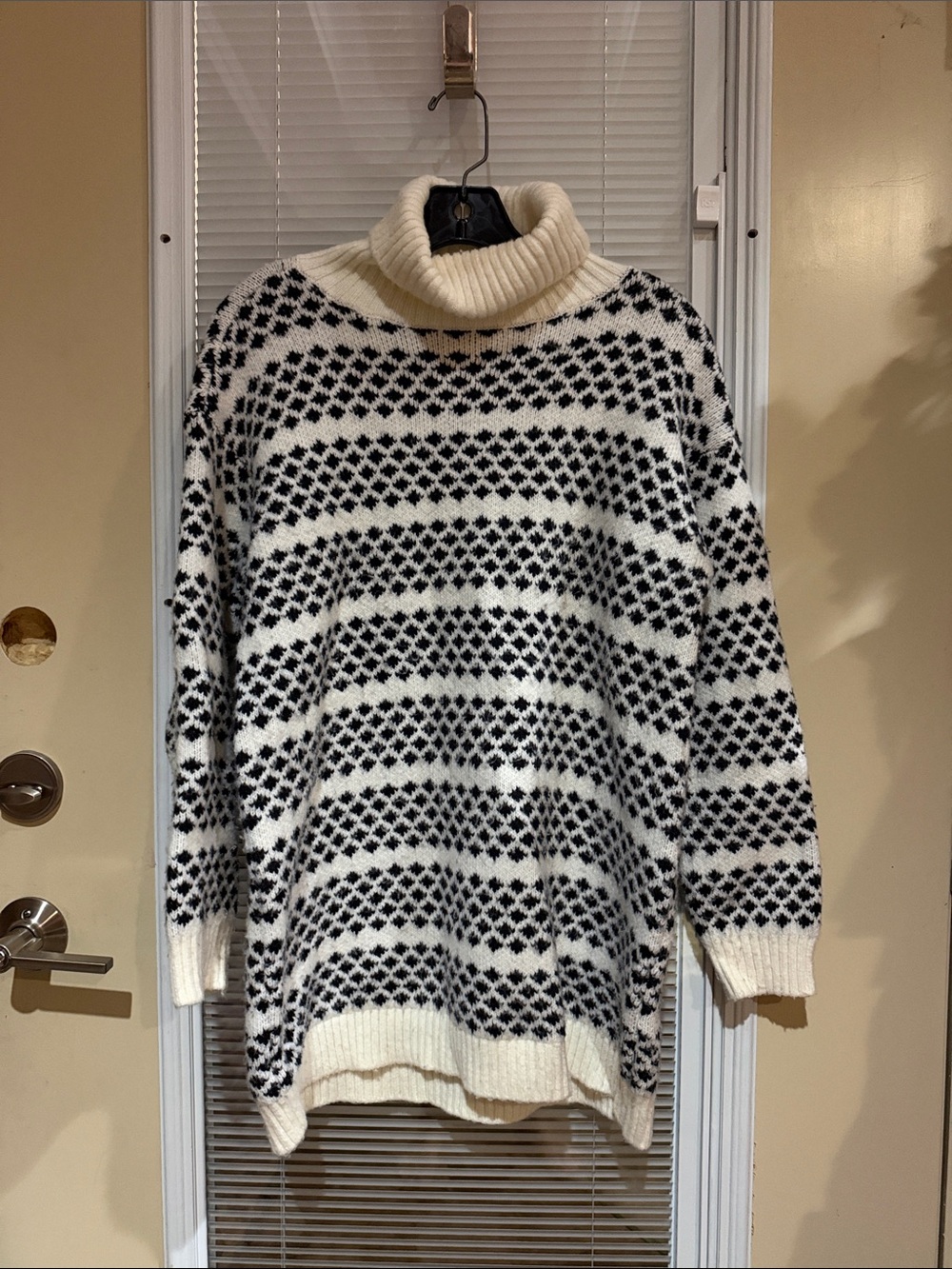 Ann Taylor Black & White Fair Isle Turtleneck Sweater